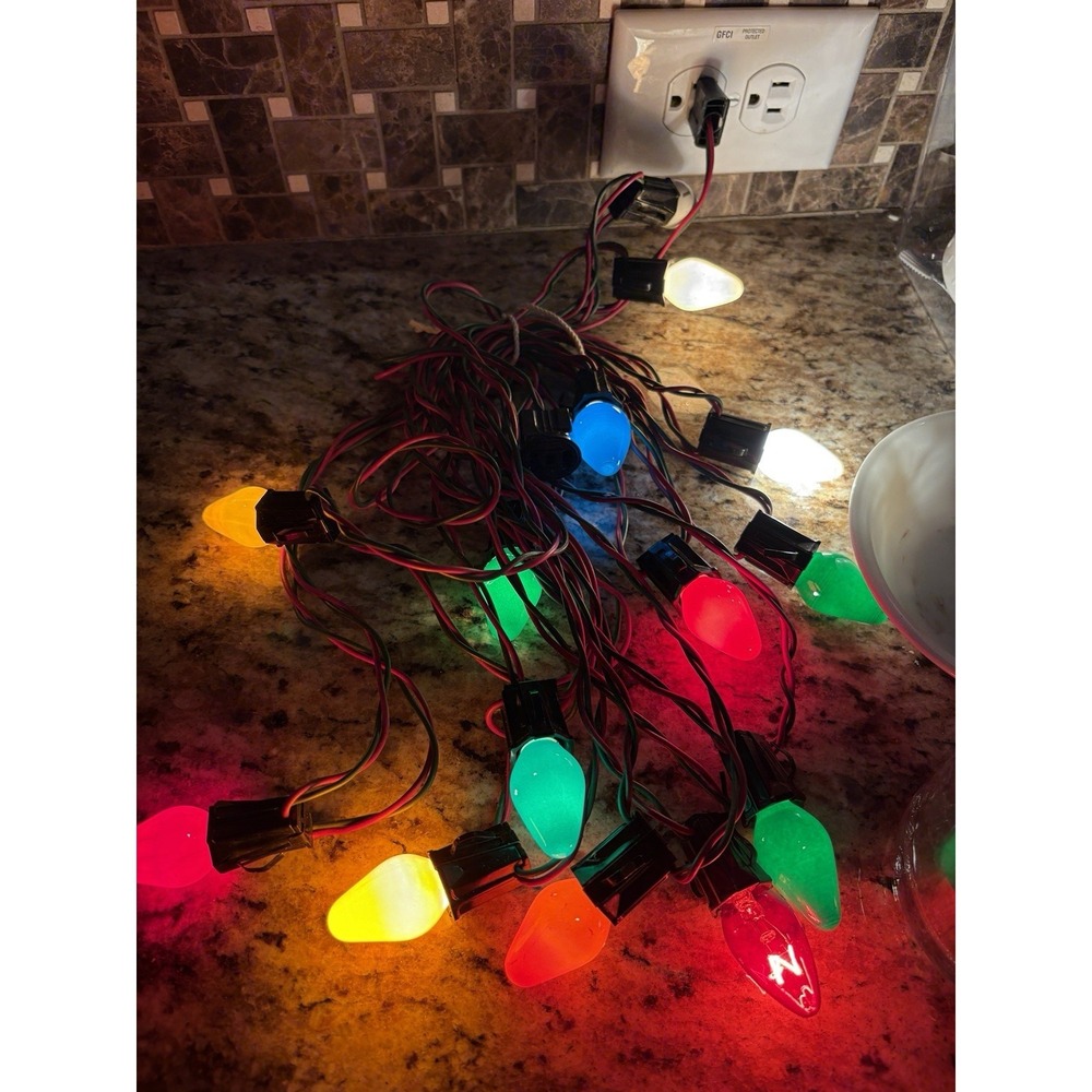 Vtg Noma Christmas Lites 12 Lights Partial Set  TESTED‎ Made USA Box is damaged!